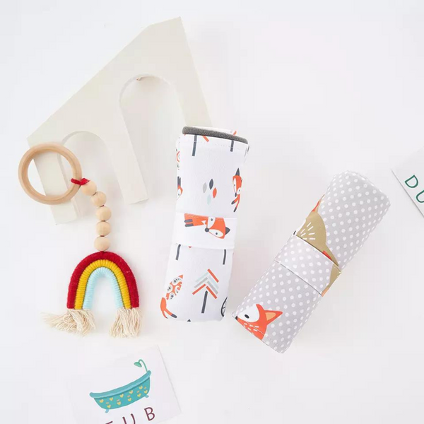 Changing Mat / Burp Cloth - Foxes - 1pc